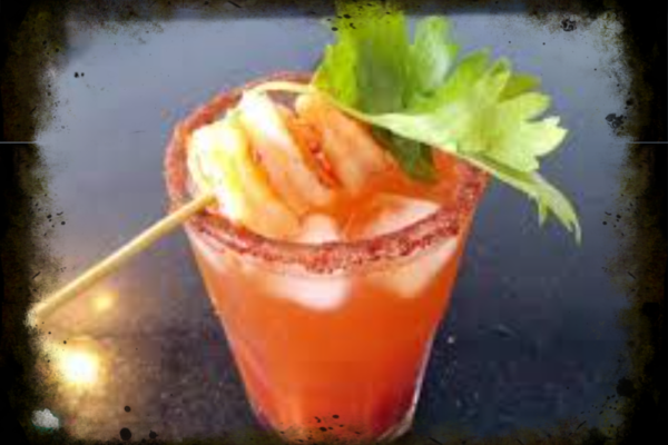 Michelada con camarones